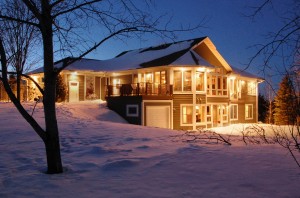 Warm & Inviting Executive One Level Lakeside Living!
